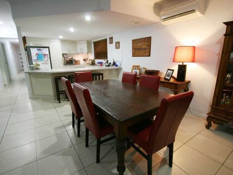 87 Abell Road, Cannonvale QLD 4802