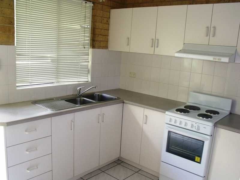 Unit 4/1 Adina Street, Cannonvale QLD 4802