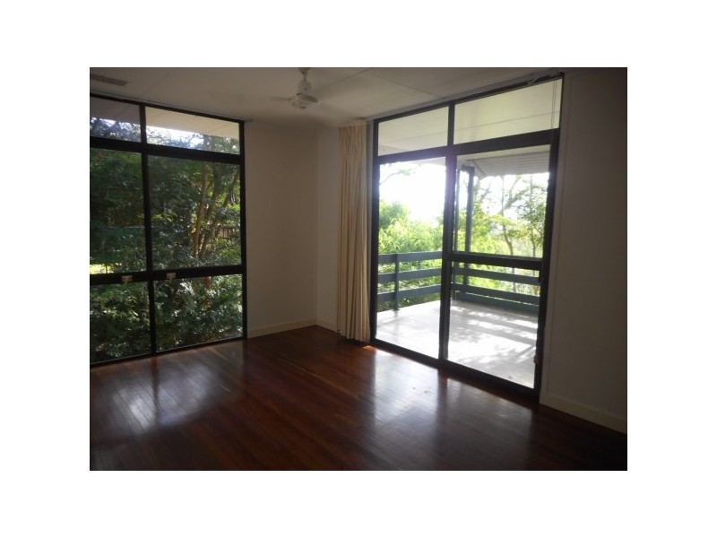 17 Warruga Street, Cannonvale QLD 4802