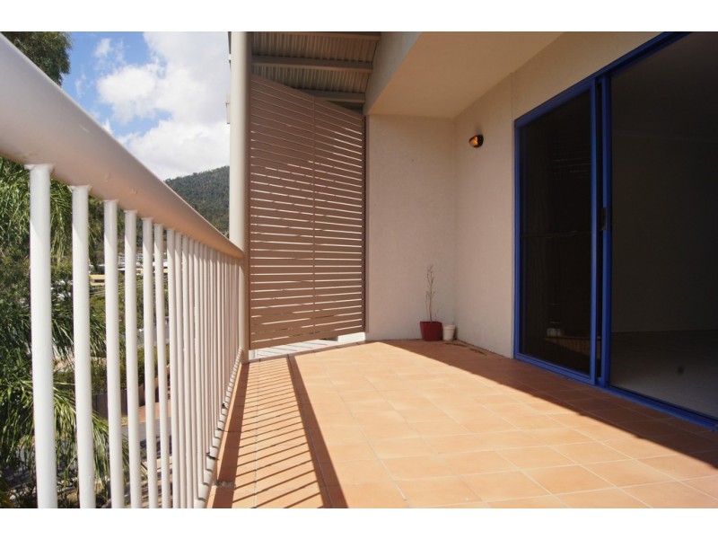 Unit 4/3 Begley Street, Airlie Beach QLD 4802