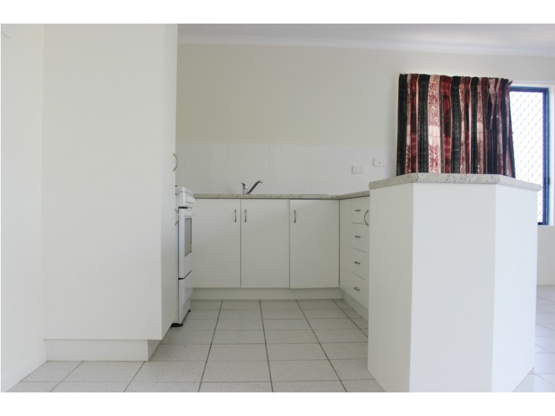 Unit 4/3 Begley Street, Airlie Beach QLD 4802