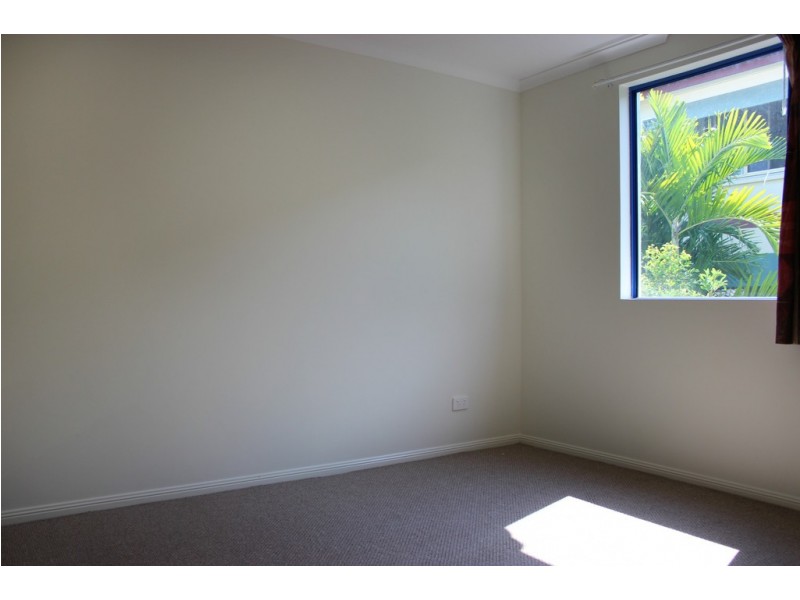 Unit 4/3 Begley Street, Airlie Beach QLD 4802