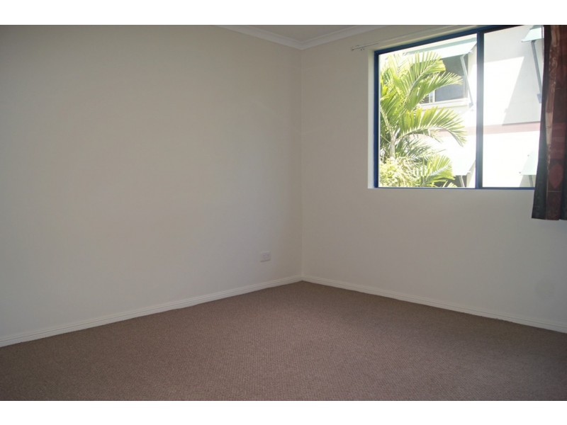 Unit 4/3 Begley Street, Airlie Beach QLD 4802