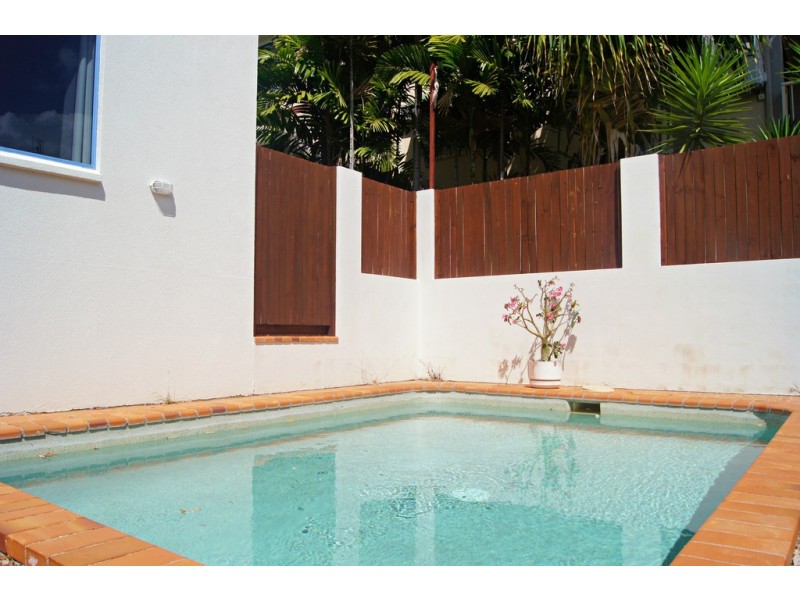 Unit 4/3 Begley Street, Airlie Beach QLD 4802