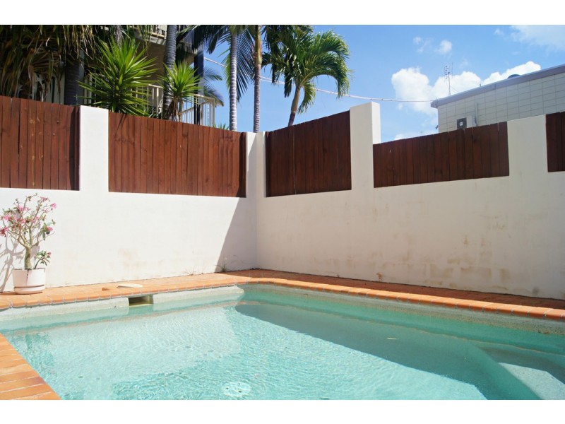 Unit 4/3 Begley Street, Airlie Beach QLD 4802