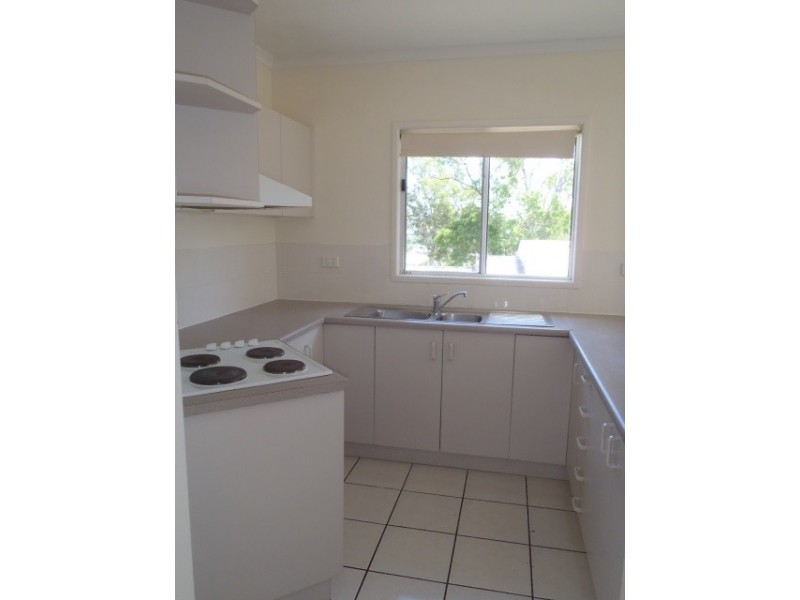 1/17 Macarthur Drive, Cannonvale QLD 4802