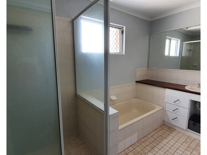 1/169 Shute Harbour Road, Cannonvale QLD 4802