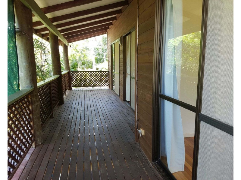 1/8 Warruga Street, Cannonvale QLD 4802