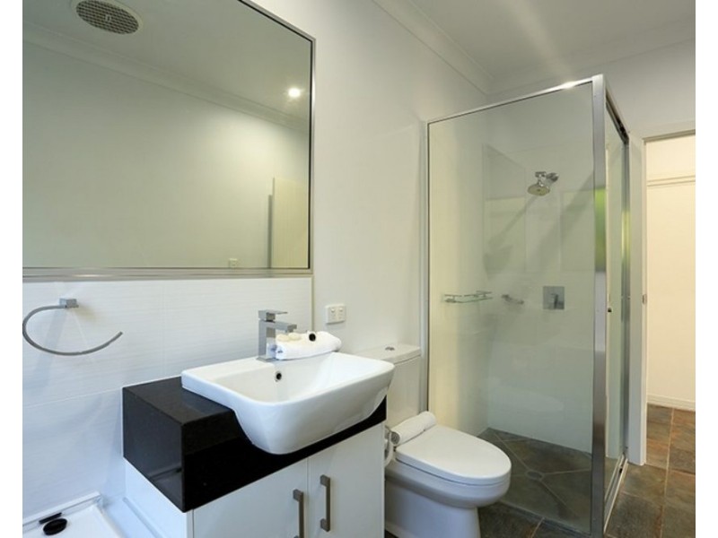 44 Harbour Avenue, Shute Harbour QLD 4802