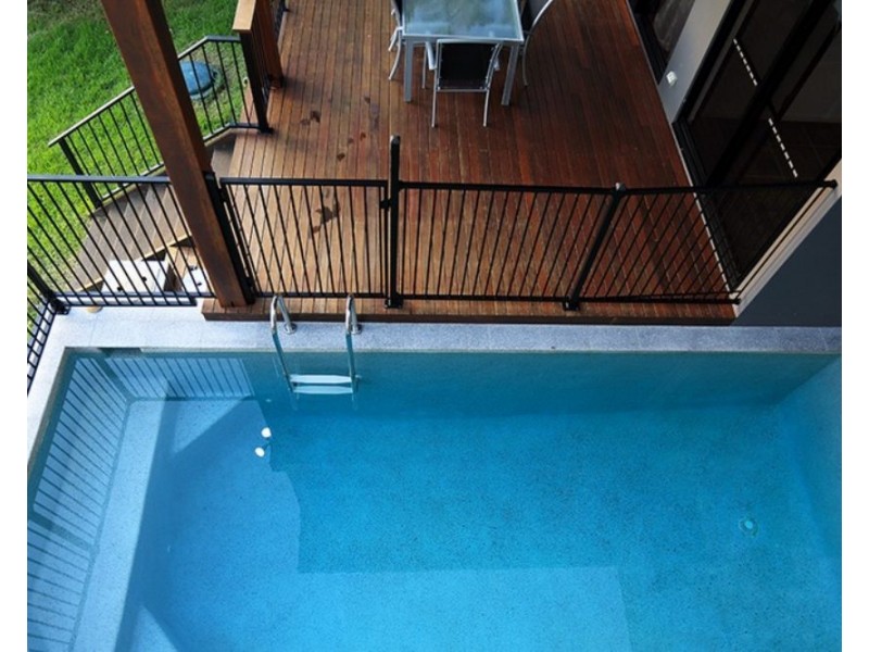 44 Harbour Avenue, Shute Harbour QLD 4802