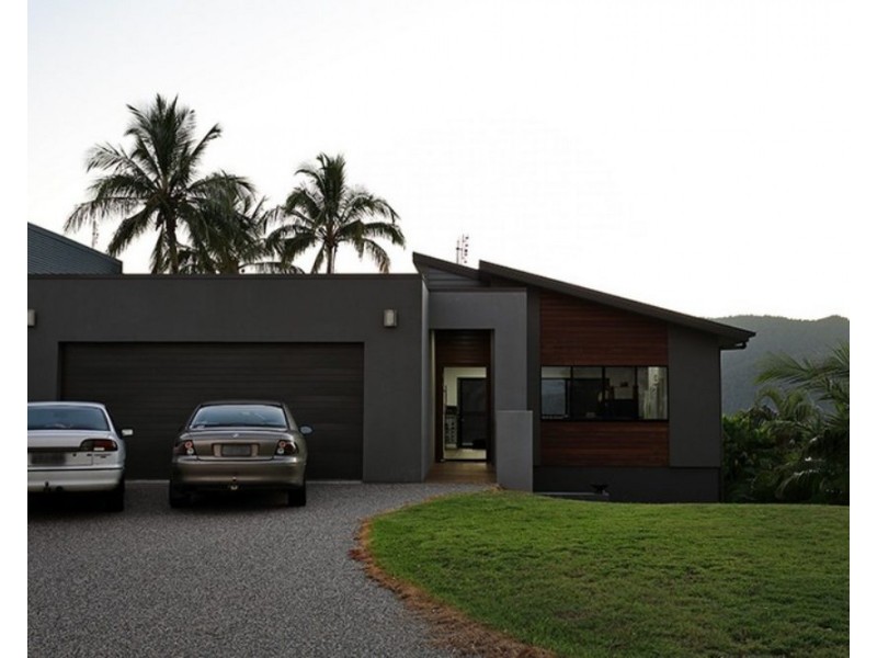 44 Harbour Avenue, Shute Harbour QLD 4802