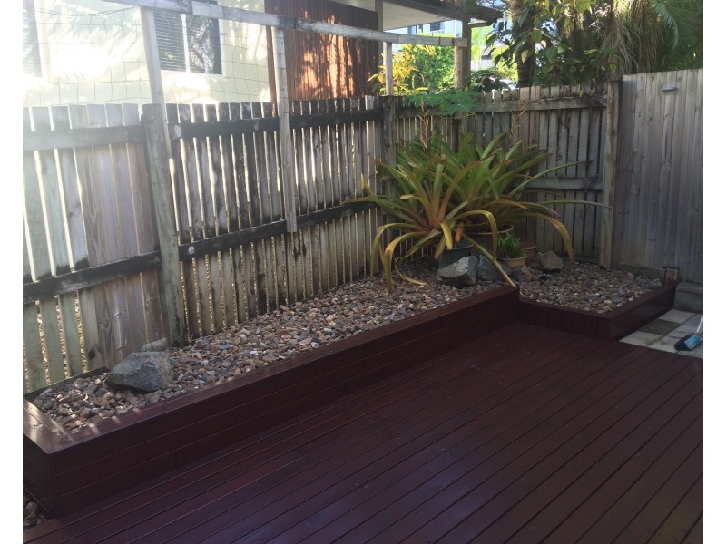 2/5 Eshelby Drive, Cannonvale QLD 4802