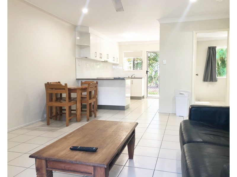 27/28 Island Drive, Cannonvale QLD 4802