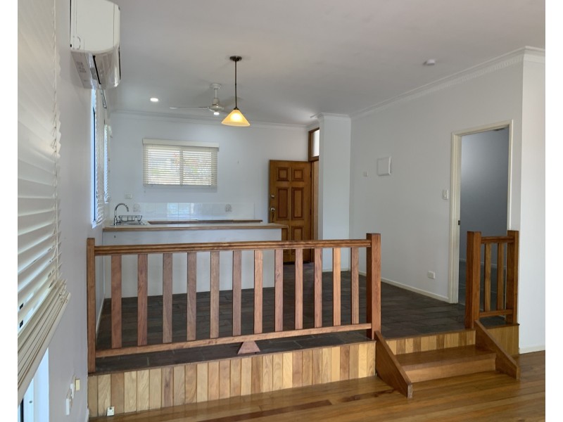 7B Eshelby Drive, Cannonvale QLD 4802