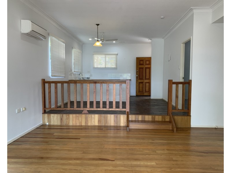 7B Eshelby Drive, Cannonvale QLD 4802