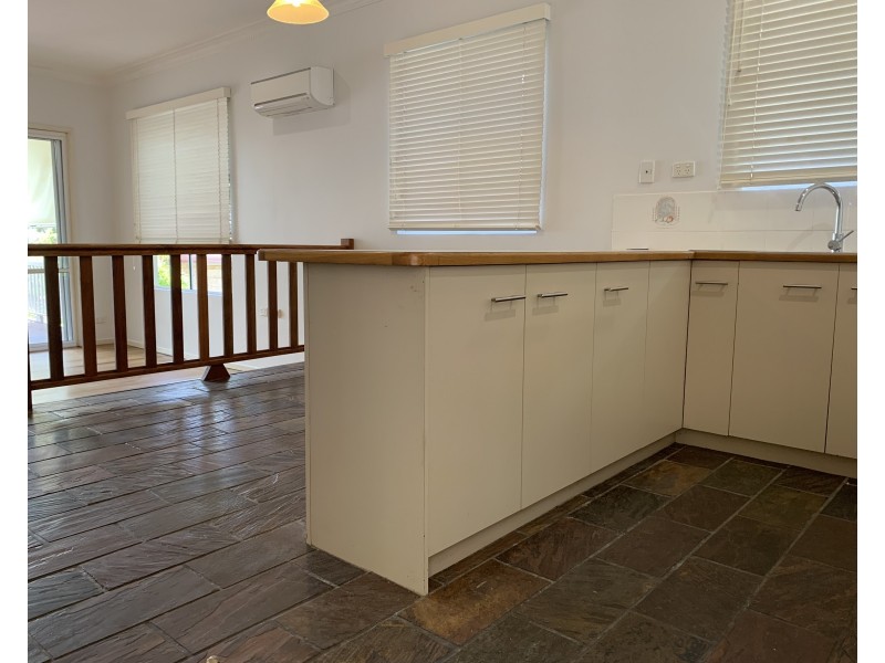 7B Eshelby Drive, Cannonvale QLD 4802