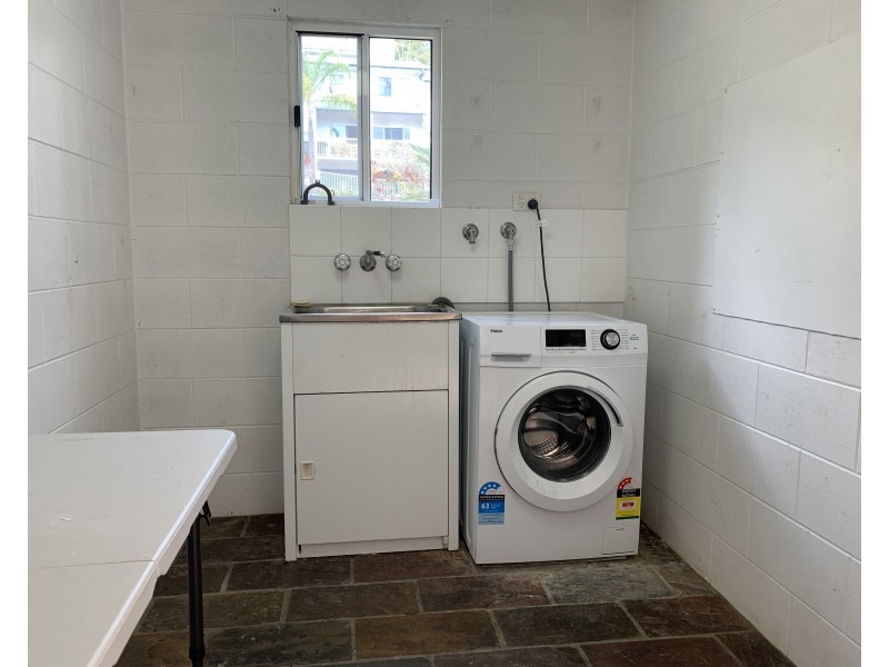 7B Eshelby Drive, Cannonvale QLD 4802