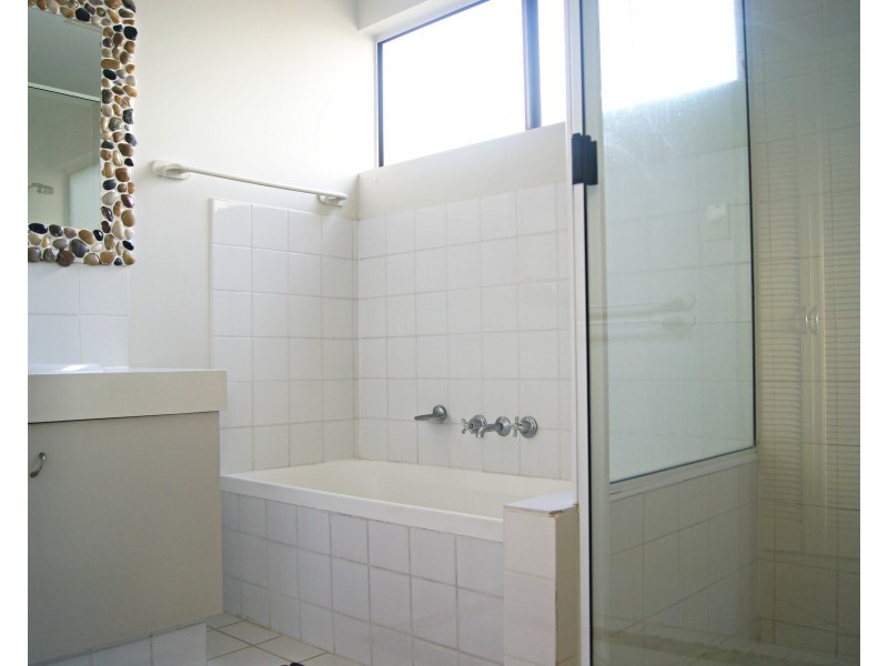 135/4 Eshelby Drive, Cannonvale QLD 4802