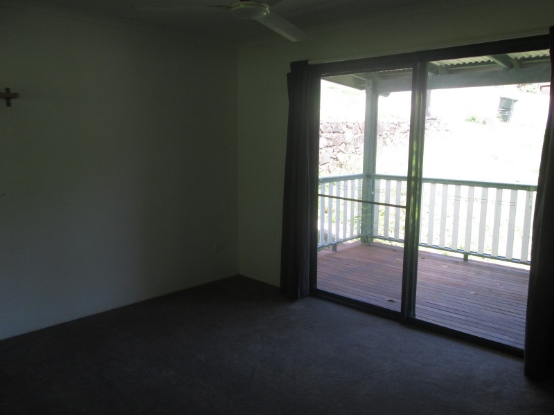 21 Island Drive, Cannonvale QLD 4802