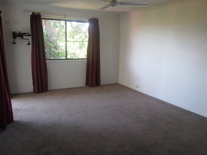 21 Island Drive, Cannonvale QLD 4802