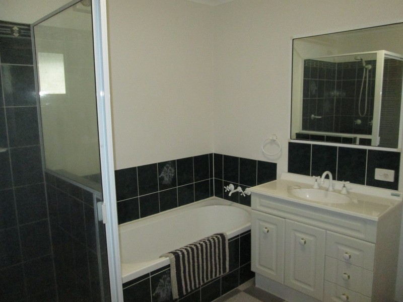 33 Sandpiper Crescent, Jubilee Pocket QLD 4802