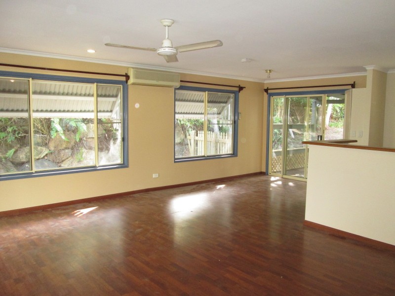 33 Sandpiper Crescent, Jubilee Pocket QLD 4802