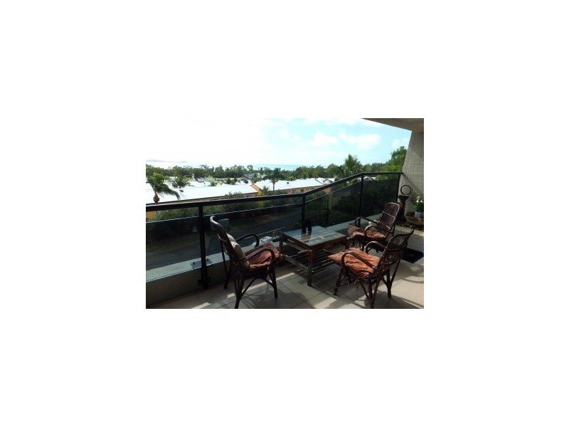 25/2 Eshelby Drive, Cannonvale QLD 4802