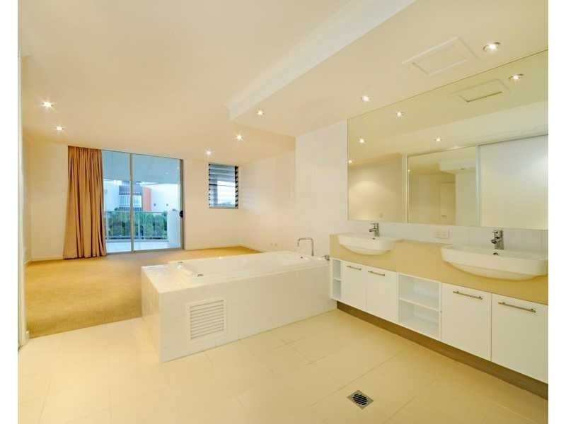 26/159-171 Shingley Drive, Cannonvale QLD 4802