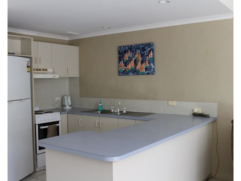 7/9 Erromango Drive, Jubilee Pocket QLD 4802