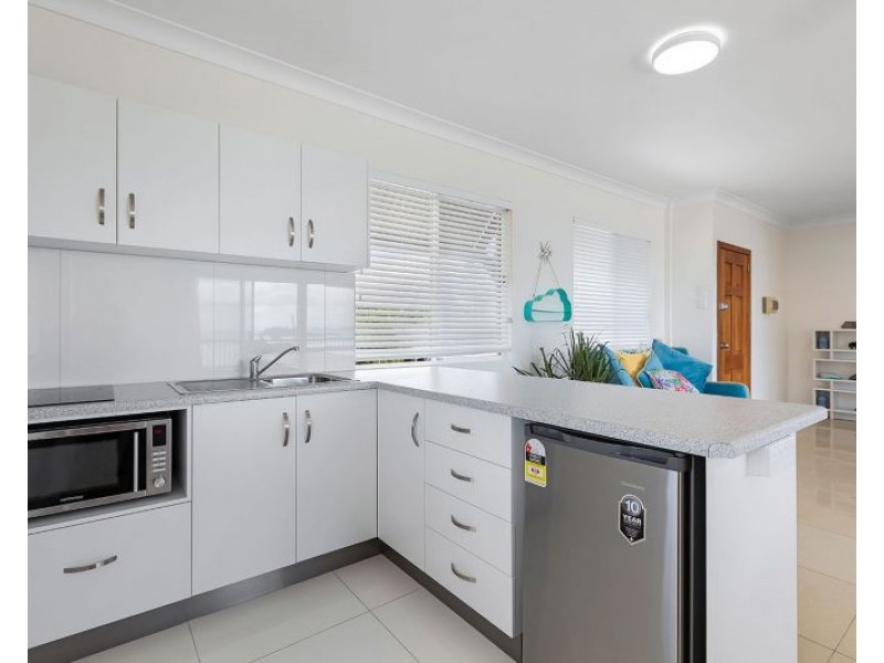 5A/42 Coral Esplanade, Cannonvale QLD 4802