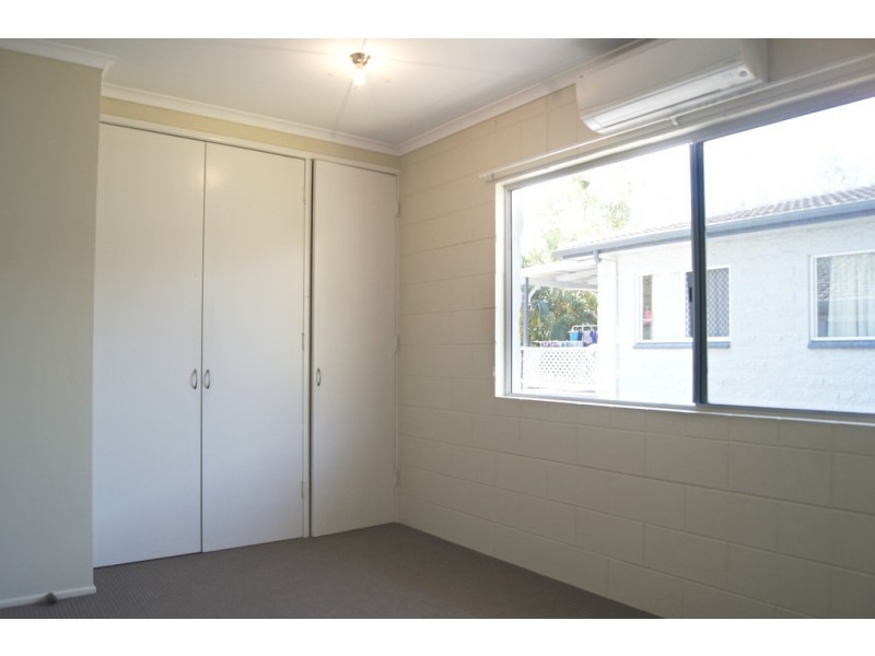 2/5 Duell Road, Cannonvale QLD 4802