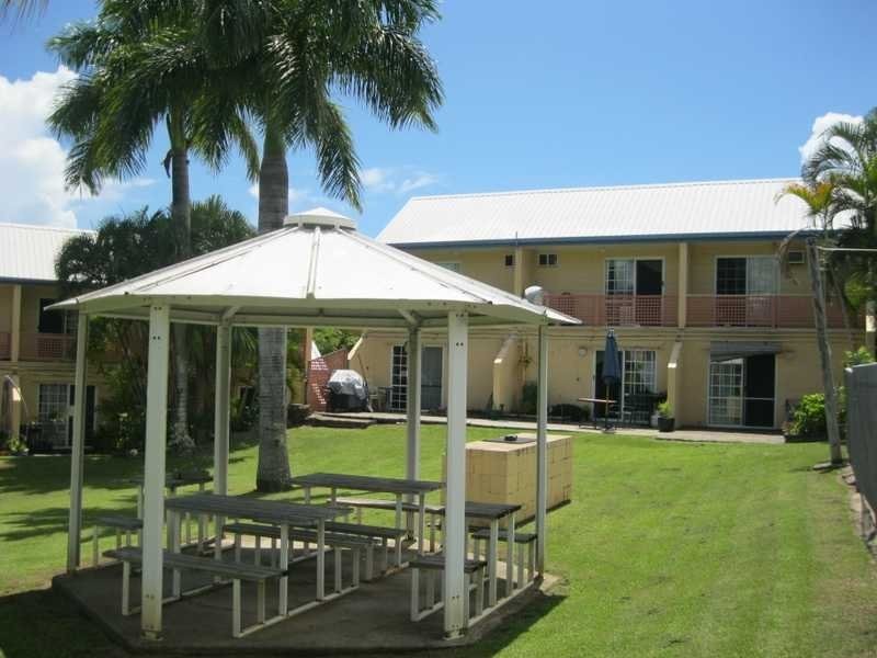 Unit 13/11 Island Drive, Cannonvale QLD 4802