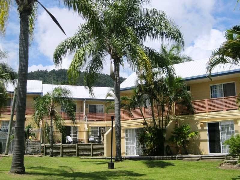 Unit 13/11 Island Drive, Cannonvale QLD 4802