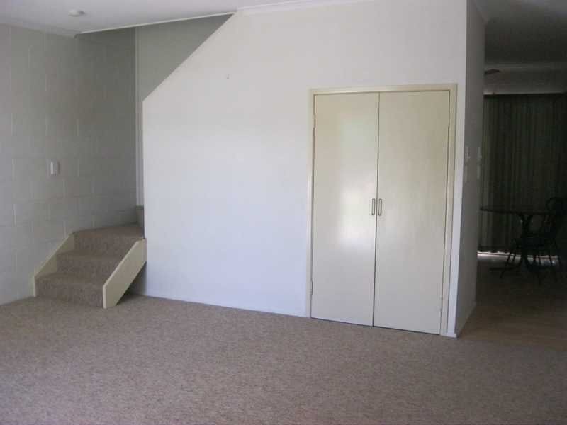 Unit 13/11 Island Drive, Cannonvale QLD 4802