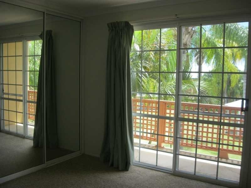 Unit 13/11 Island Drive, Cannonvale QLD 4802