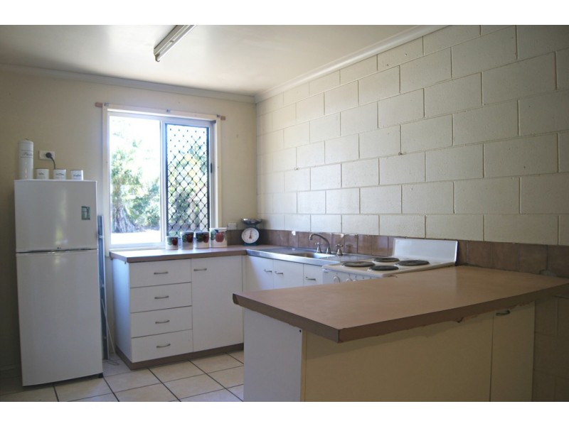 Unit 15/6 St Martins Lane, Cannonvale QLD 4802