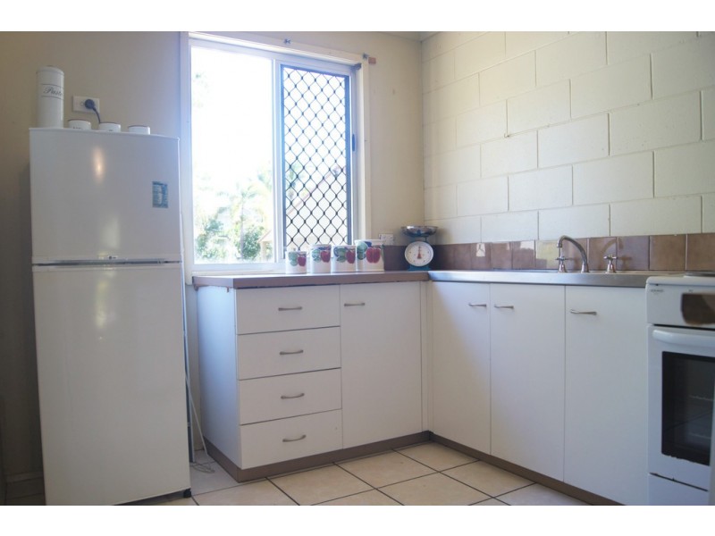Unit 15/6 St Martins Lane, Cannonvale QLD 4802