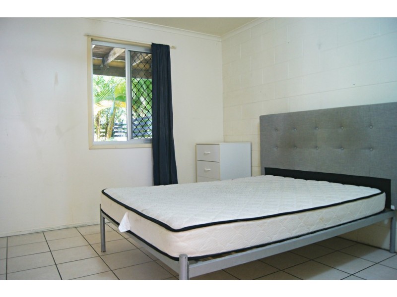 Unit 15/6 St Martins Lane, Cannonvale QLD 4802