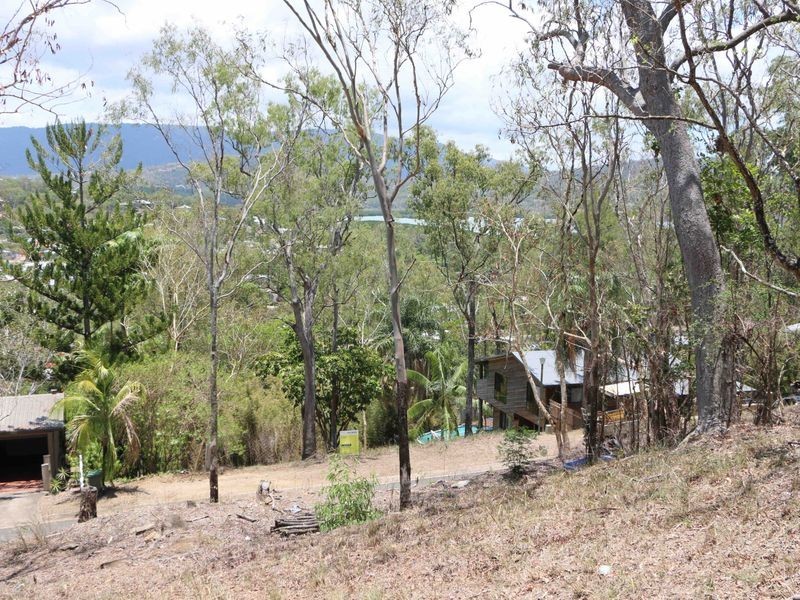 13 Warruga Street, Cannonvale QLD 4802