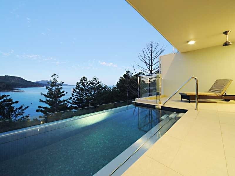 UNIT/2 Coral Sea Avenue, Hamilton Island QLD 4803