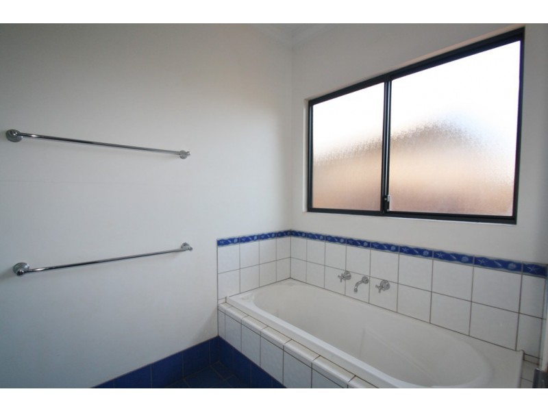 4 Flying Fox Avenue, Djugun WA 6725