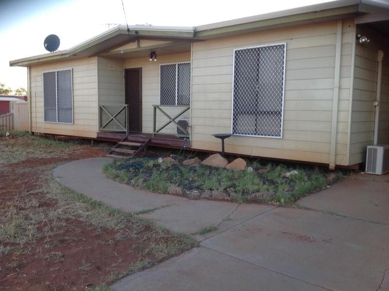 48 Attwood Street, Mount Magnet WA 6638