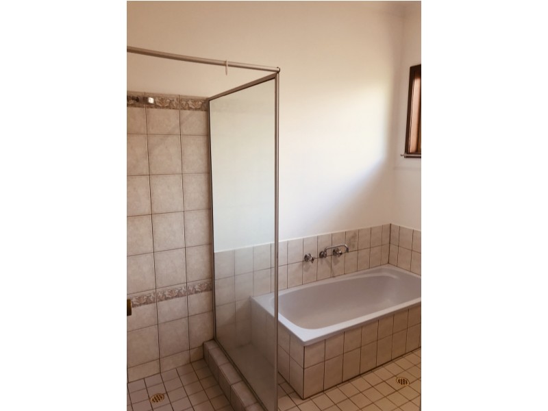 8B Hawkes Place, Cable Beach WA 6726