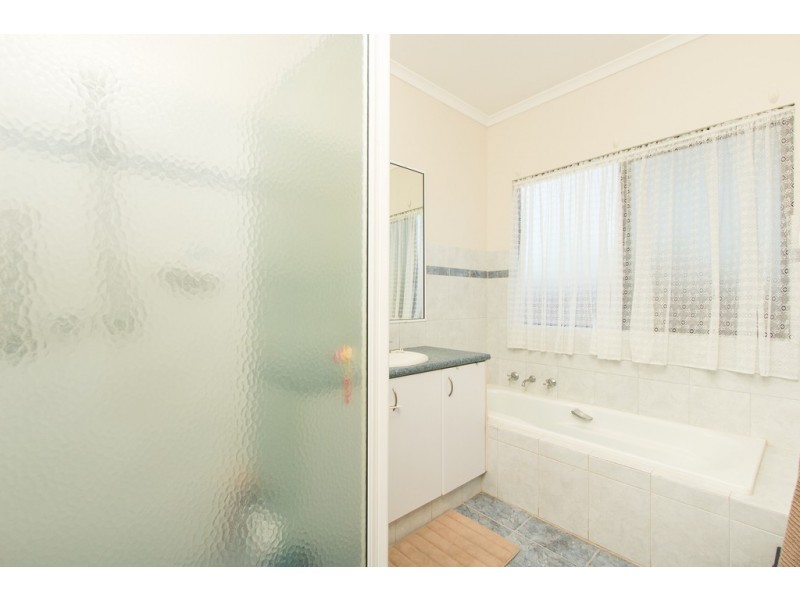 13 Kestrel Place, Djugun WA 6725