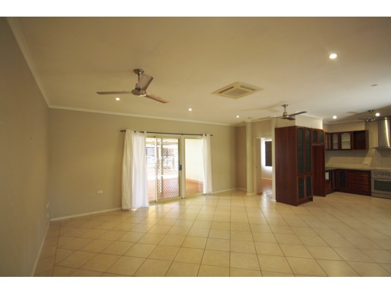 15 Howe Drive, Cable Beach WA 6726