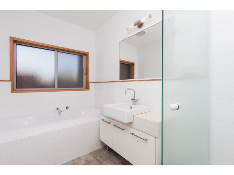 27 Barrgana Road, Cable Beach WA 6726