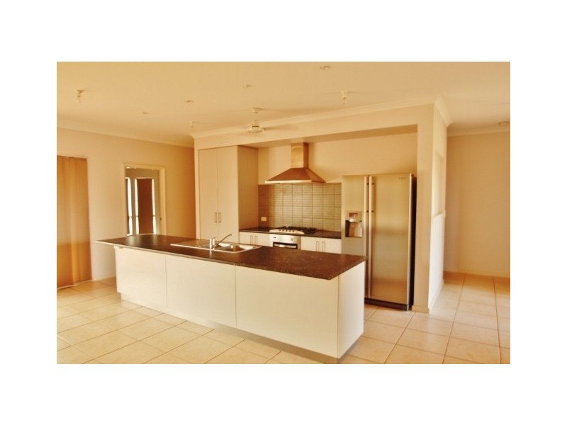 82 Sandpiper Ave, Djugun WA 6725