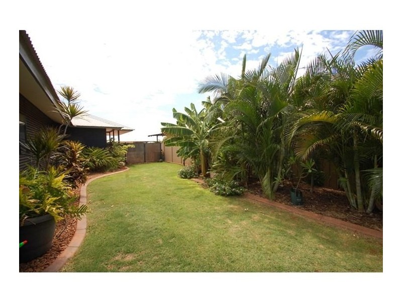 9 Shiosaki Brace, Bilingurr WA 6725