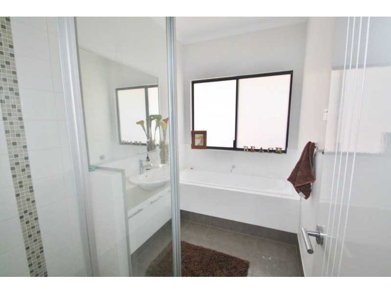 10 Nakamura Avenue, Bilingurr WA 6725