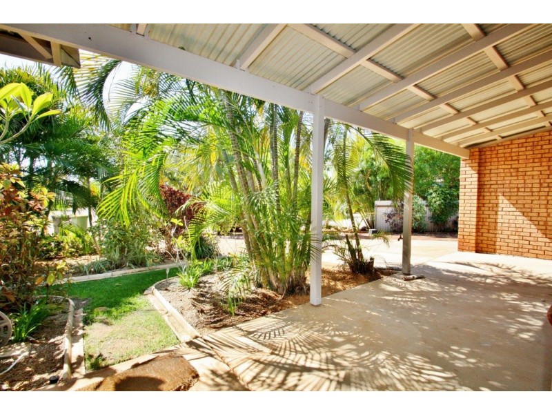 12B Macnee, Broome WA 6725